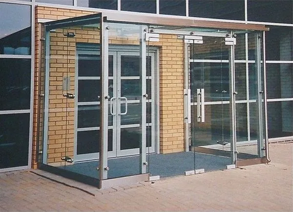 Fully Enclosed Glass Kiosk to Offices Cranfield